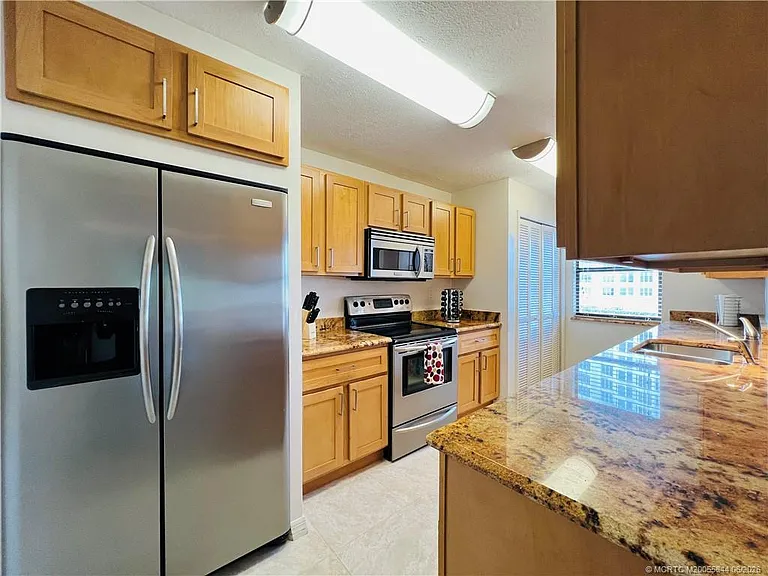 10044 S Ocean Dr #308 — Photo 7