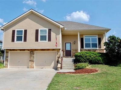 4913 22nd St, Leavenworth, KS, 66048