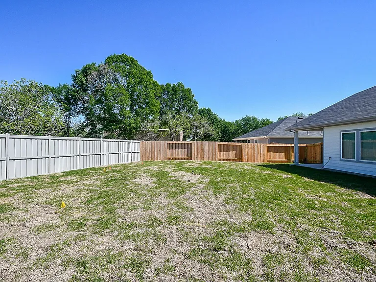 2720 Bryan Grove Ln — Photo 31