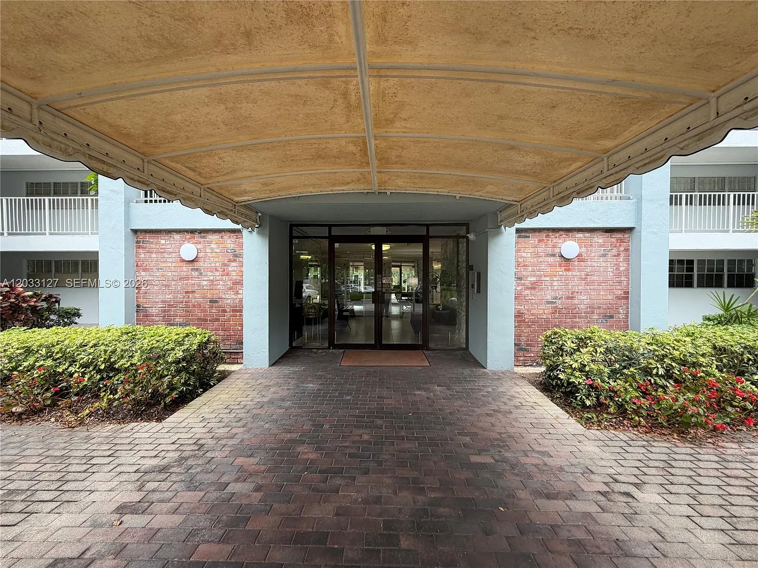 No 41 Palm-Aire Country C — Photo 4