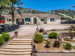 17425 Cyrus Ln, Riverside, CA 92504