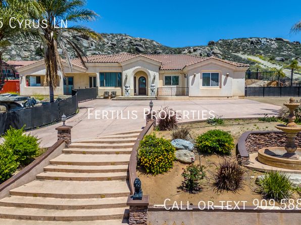 17425 Cyrus Ln