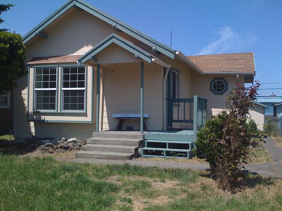 1st image of 411 E Wright Ave