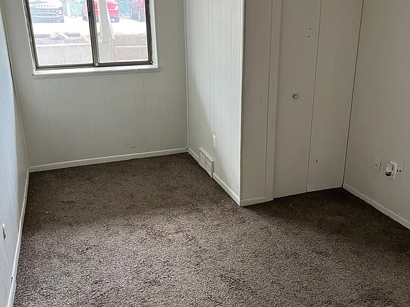 4th image of 46 W Shadbolt St #13