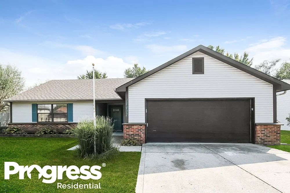 12407 Cobblestone South Dr photo 1