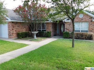 103 Surrey Ln, Gatesville, TX 76528