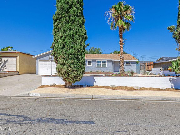 2nd image of 37739 Sumac Ave