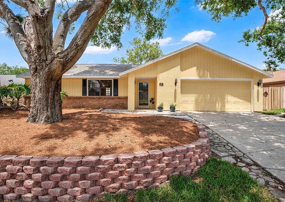 1st image of 7437 Burnway Dr