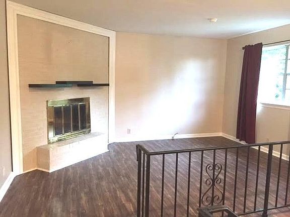 4th image of 7008 Sportsman Dr