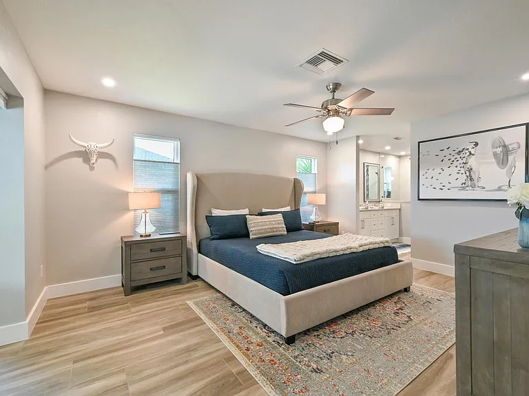 2305 Kings Lake Blvd — Photo 14
