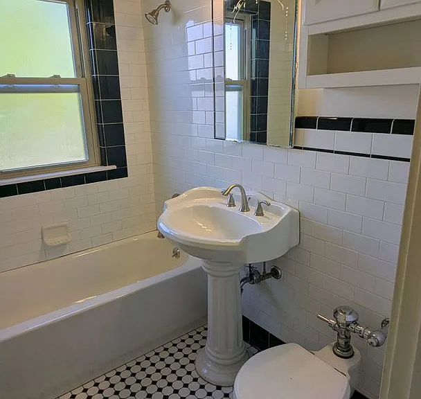 3214 Berkshire Rd — Photo 25