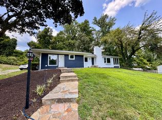 18248 Old Triangle Rd, Triangle, VA 22172