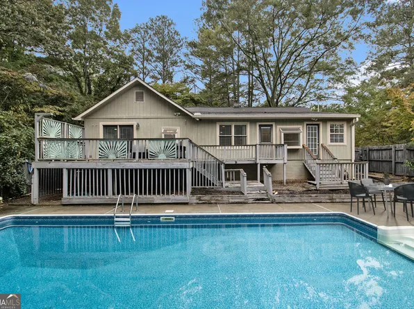 1187 Silver Hill Rd, Stone Mountain, GA 30087
