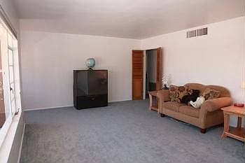 4th image of 8321 E Edgemont Ave