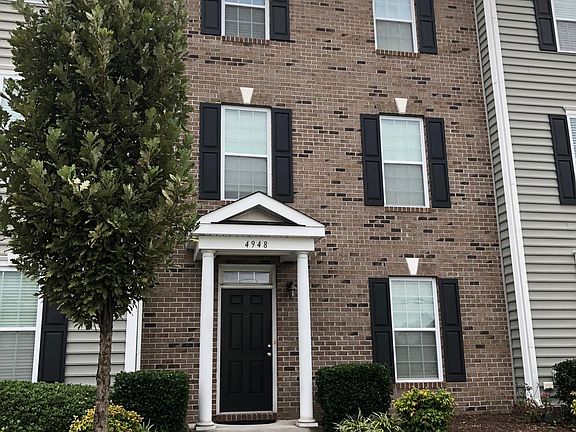 3rd image of 4948 Almandine Ave