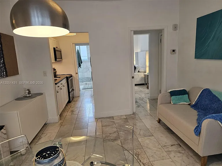 918 Jefferson Ave #8 — Photo 6