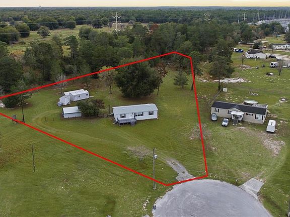 3rd image of 4080 NE 47th St