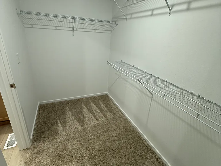 2711 N Broadwing Ln — Photo 12