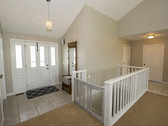 2nd image of 13647 Nora Ln
