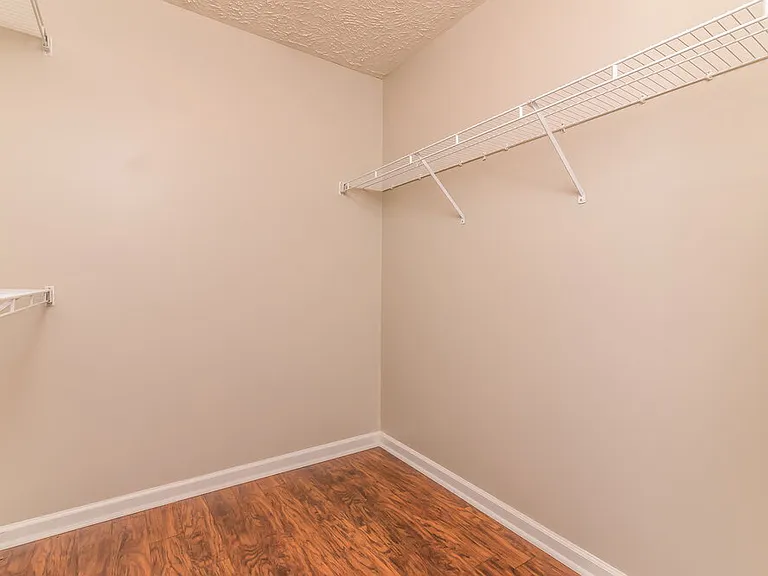 3012 Wellington Pl — Photo 8