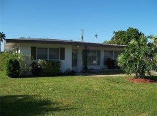 423 46th St W, Palmetto, FL 34221