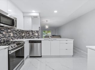 2303 Lucaya Ln APT E2, Coconut Creek, FL 33066