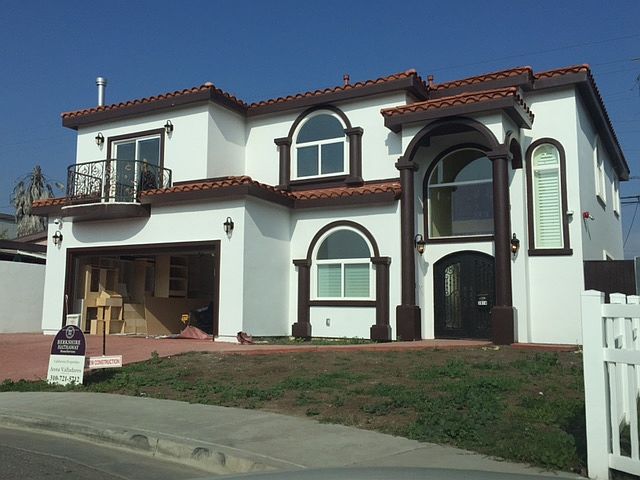 1st image of 3914 Tuller Ave