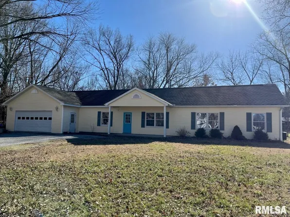 56 Douglas Dr, Murphysboro, IL 62966