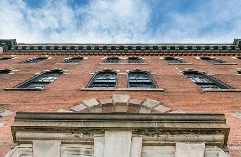 300 Alexander Apartments
