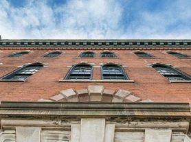 300 Alexander Apartments