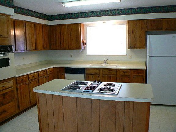 5th image of 112 Skyview Dr