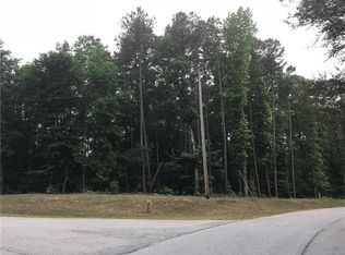 200 Pineneedle Dr, Westminster, SC 29693