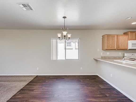 4th image of 1702 E Maddison Cir