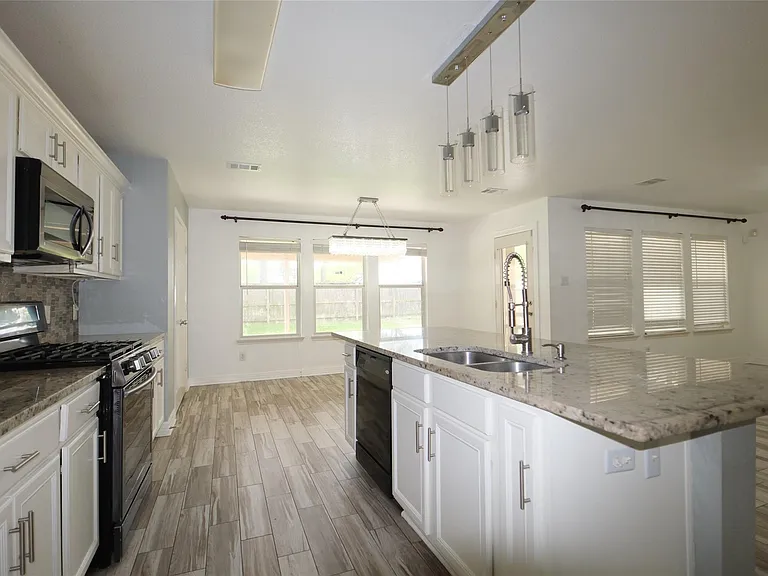 15514 Satsuma Point Ct — Photo 8