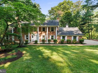 10908 Timbermill Ct, Oakton, VA 22124