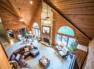 W230S5863 Marcelle Dr, Waukesha, WI 53189