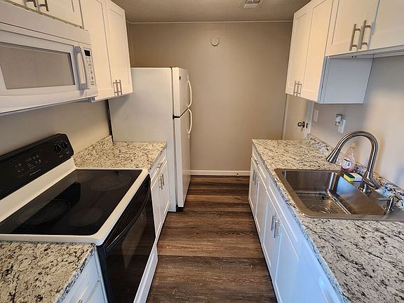 4th image of 121 Mallard Ct