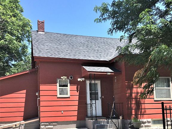 3rd image of 601 N 12th St