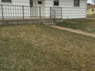 334 Valley Dr, Sterling, CO 80751