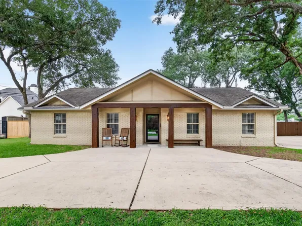 341 W Gaywood Dr, Houston, TX 77079