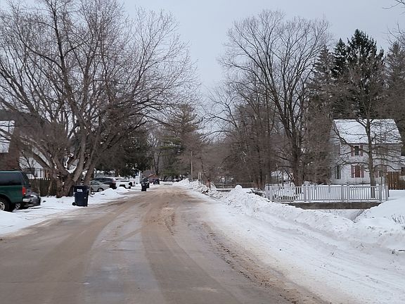 5th image of W320 Cleveland St