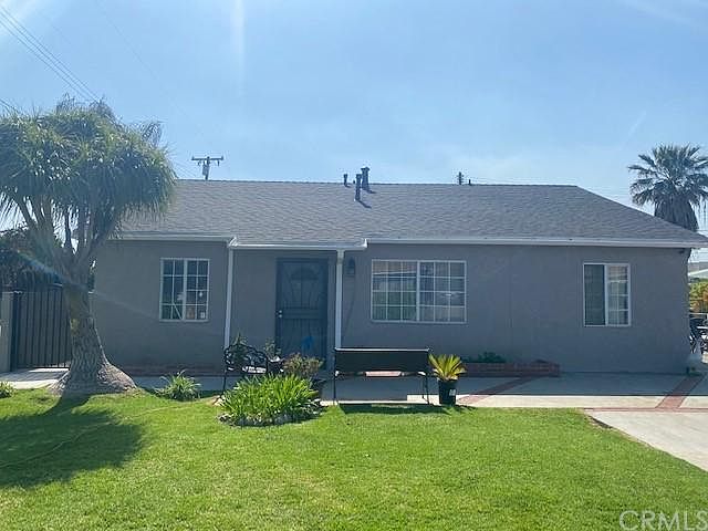 1st image of 5553 N Fleetwell Ave
