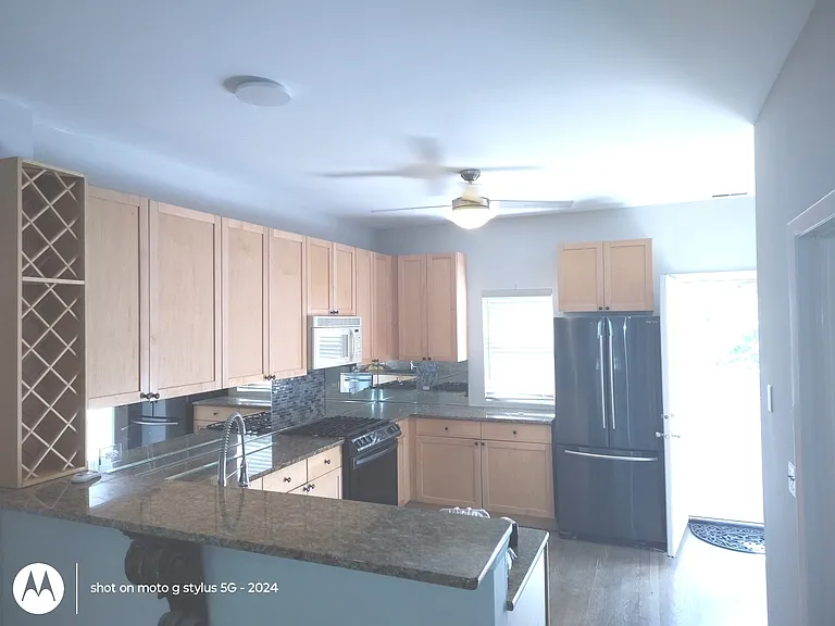 2367 E 70th Pl #1A — Photo 6