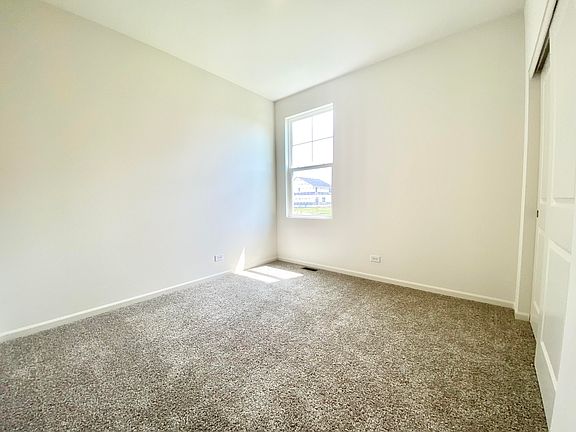 4th image of 10661 Whitney Place St