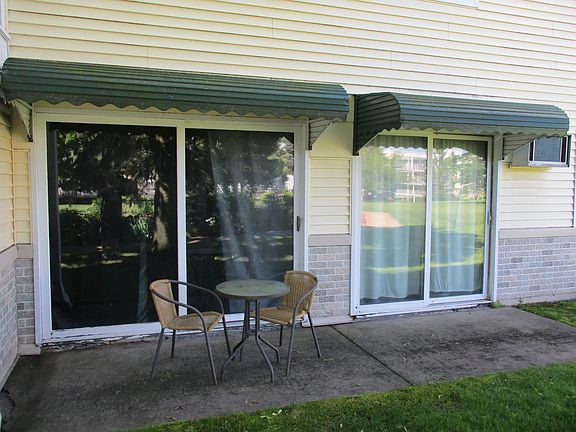 3rd image of 130 Demont Ave E APT 146A