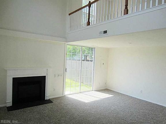 3rd image of 6338 Scottsfield Dr