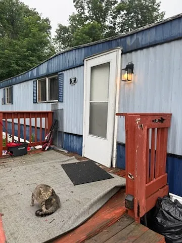 2 bed, 1.0 bath, $1,000 — Photo 1