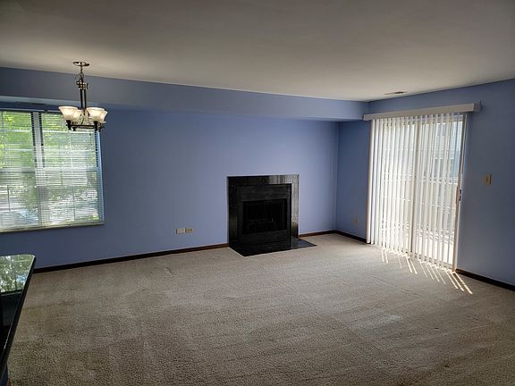 3rd image of 1744 Eastwood Ct APT 9