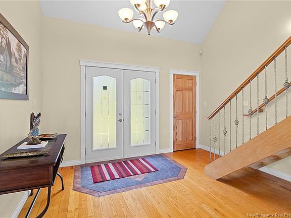 4th image of 124 Winterport Way