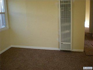 4th image of 10438 Stanford Ave